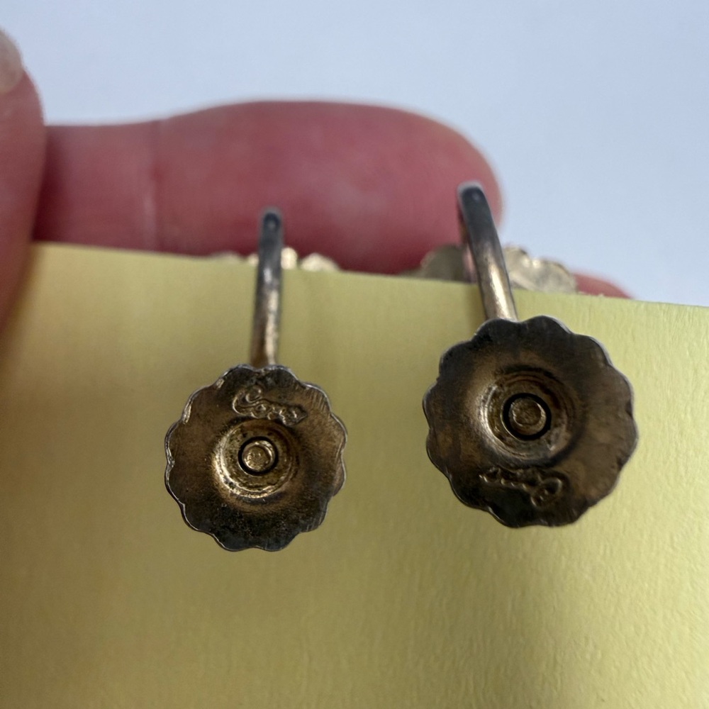 Vintage Coro stamped screw back Elegant faux red ruby and Gold coloured Earrings - Picture 8 of 12